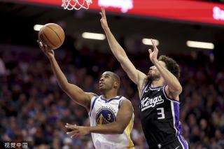 小将们在场 小将们在场