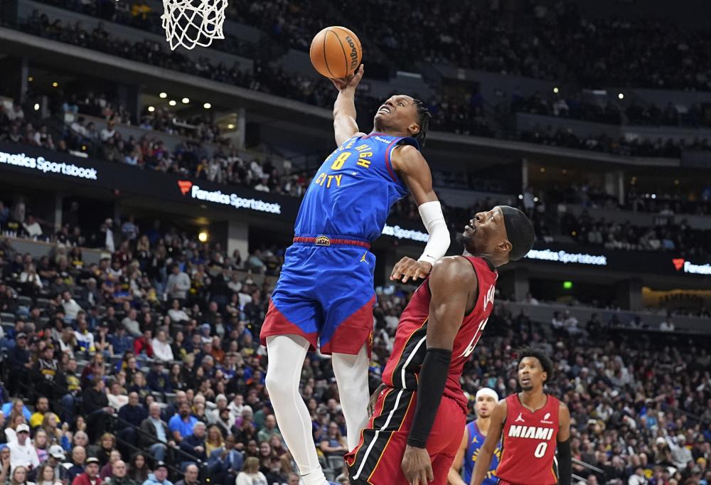 球员由于各 球员由于各